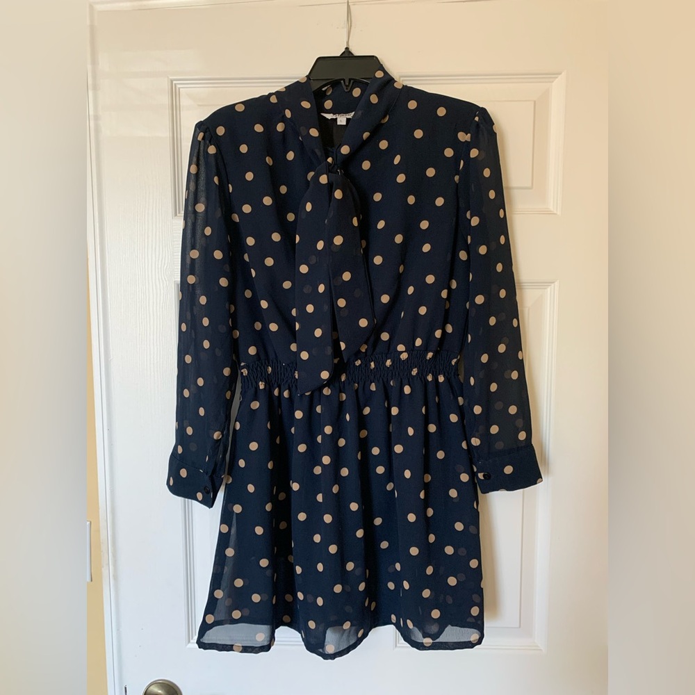 Tramp Long Sleeve‎ Neck Tie Design Polka Dot Blouse, Navy and Tan, Size Large